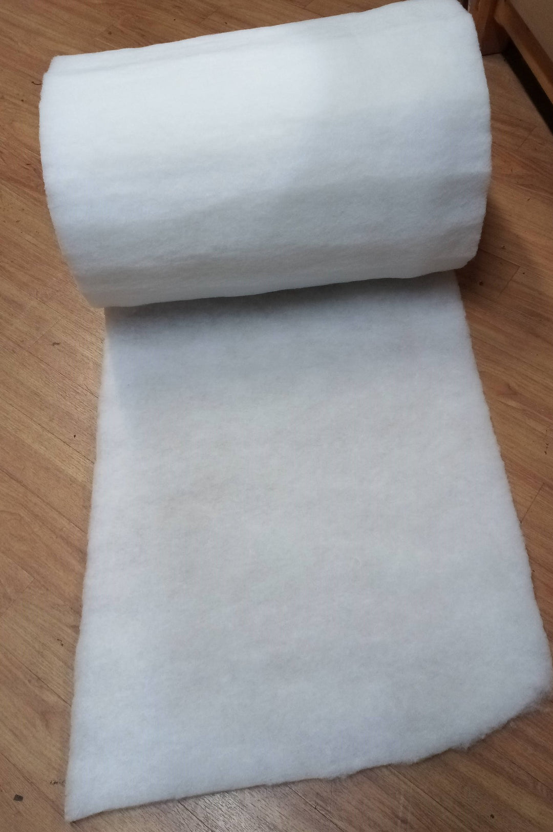 Upholstery Dacron 7oz Polyester Wadding (Batting) 27 Inch Wide