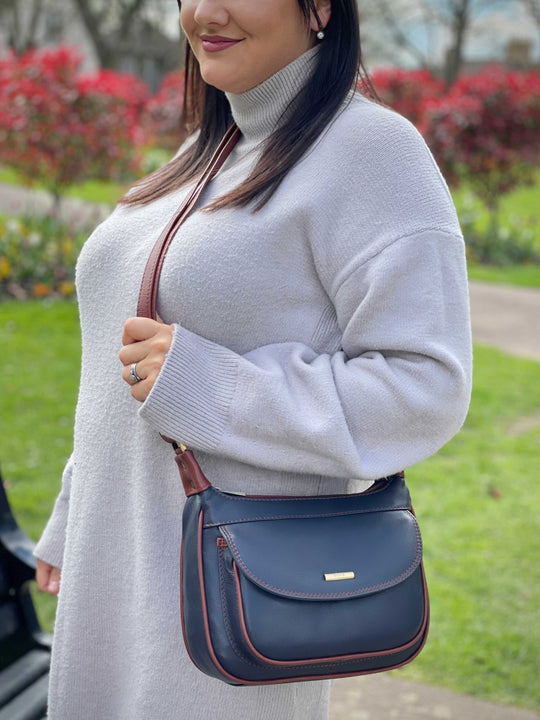 Nova Leather Crossbody Handbag 8112