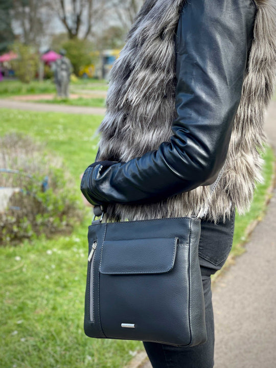 Nova Leather Shoulder Bag 899S
